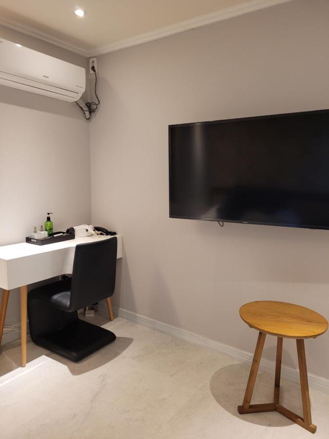 Gallery Hotel Busan Bagian luar foto