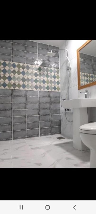 Gallery Hotel Busan Bagian luar foto